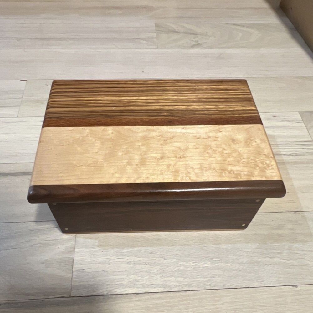 Vintage Hogroot Engraved Wooden Rectangular Box with Lid Brown Beige